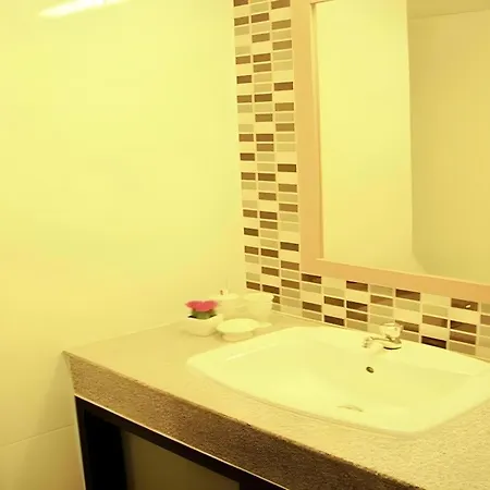 Ipremium Sukhumvit 81 Hotel