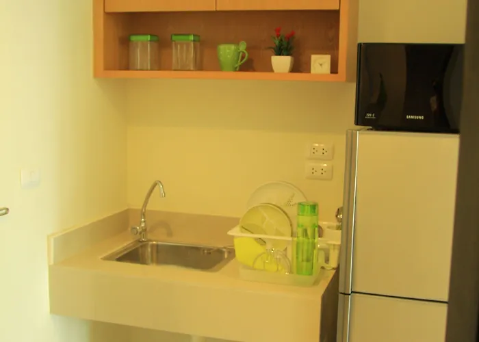 Hotel Ipremium Sukhumvit 81 4*