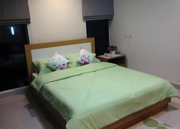Hotel Ipremium Sukhumvit 81 4*