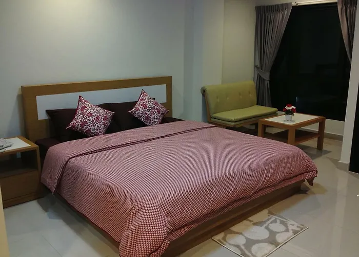 Hotel Ipremium Sukhumvit 81 4*